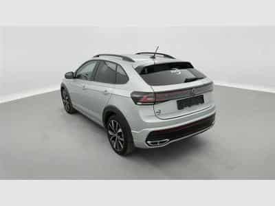 VW Taigo 1.0 TSI 115cv DSG R-Line CARPLAY / FULL LED / CAMERA / JA 18 (2025) - Photo 2