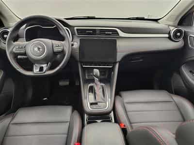 MG ZS 1.0 T-GDi Luxury AT (2024) - Photo 8