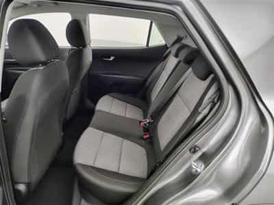 Kia Stonic 1.0 T-GDi 100cv Gold NAVI / CAMERA / CARPLAY (2026) - Photo 13