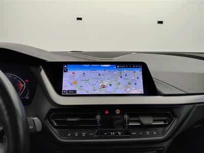 BMW 118 iA PACK M NAVI / FULL LED / S-CUIR / PANO (2023) - Photo 11