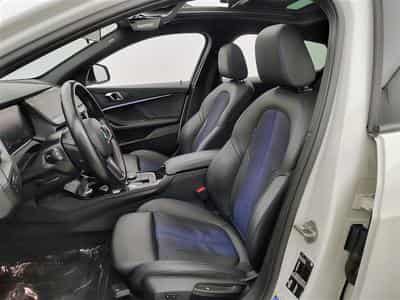 BMW 118 iA PACK M NAVI / FULL LED / S-CUIR / PANO (2023) - Photo 7