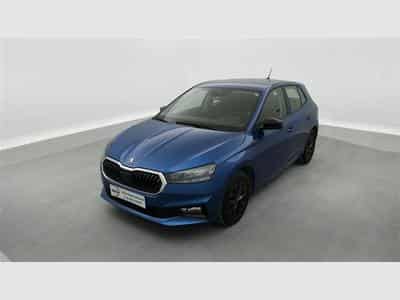 Skoda Fabia 1.0 TSI 95Cv Young Edition CARPLAY / CAMERA / FULL LED / ALU (2025) - Foto 1