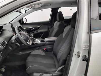 Peugeot 5008 1.2 PureTech STYLE/7PL/NAVI/FULL LED/JA17/PDC (2022) - Foto 7