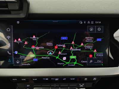 Audi A3 30 TFSI S-Line S-tronic Navi / Led / PDC av+ar (2023) - Photo 11