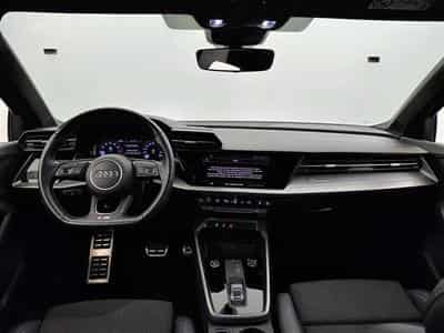 Audi A3 30 TFSI S-Line S-tronic Navi / Led / PDC av+ar (2023) - Photo 8