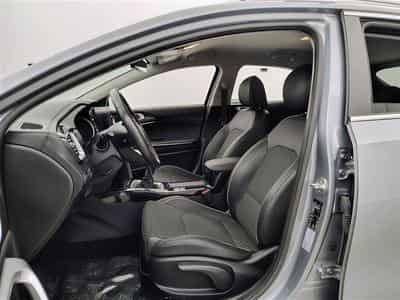 Kia XCeed 1.0 T-GDi 120cv Pulse NAVI 8" / FULL LED / CAMERA / JA 16" (2024) - Foto 7