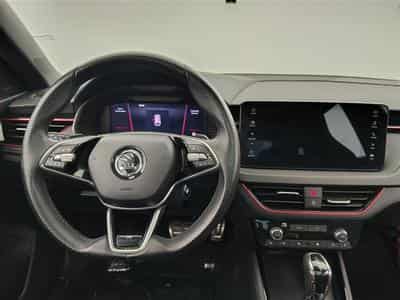 Skoda Scala 1.0 TSI MonteCarlo DSG *NAVI/FULL LED/T.PANO/CAM/JA18* (2024) - Foto 9