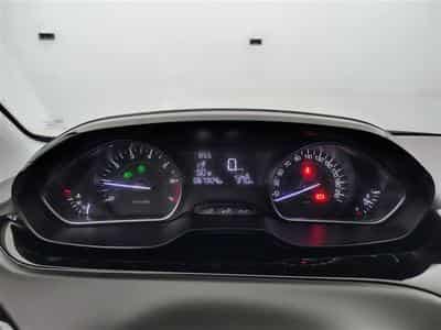 Peugeot 208 1.2i PureTech Like S&S (EU6.2) (2019) - Foto 10