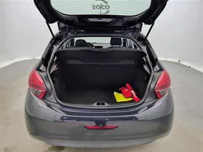 Peugeot 208 1.2i PureTech Like S&S (EU6.2) (2019) - Foto 14