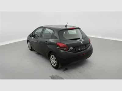Peugeot 208 1.2i PureTech Like S&S (EU6.2) (2019) - Foto 2