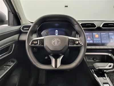 MG ZS 1.5 Hybrid+ Luxury NAVI / FULL LED / CUIR / CAMERA / JA 17" (2025) - Photo 9