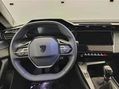 Peugeot 308 1.2 PureTech Allure S-CUIR / NAVI / CARPLAY / CAMERA (2023) - Photo 9