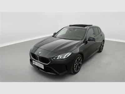 BMW 120 120iA Pack M NAVI / FULL LED / PANO / CAMERA / JA 18" (2025) - Photo 1