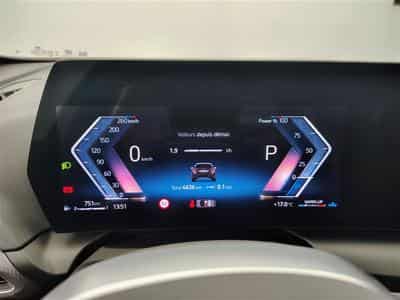 BMW 120 120iA Pack M NAVI / FULL LED / PANO / CAMERA / JA 18" (2025) - Photo 10