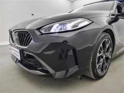 BMW 120 120iA Pack M NAVI / FULL LED / PANO / CAMERA / JA 18" (2025) - Photo 15