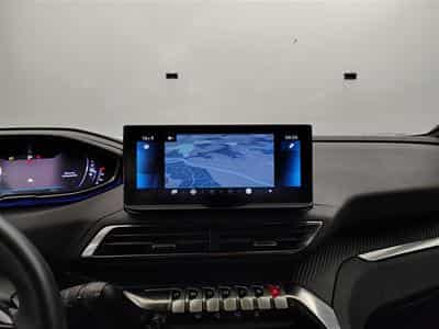 Peugeot 5008 1.5 BlueHdi EAT8 Active Pack NAVI / FULL LED / CARPLAY (2023) - Photo 11