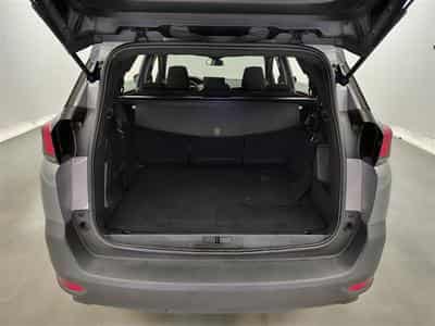 Peugeot 5008 1.5 BlueHdi EAT8 Active Pack NAVI / FULL LED / CARPLAY (2023) - Photo 14