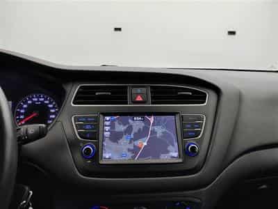 Hyundai i20 1.2i 84cv Twist Pack Techno NAVI / CAMERA / PDC AR / JA 15" (2018) - Photo 11