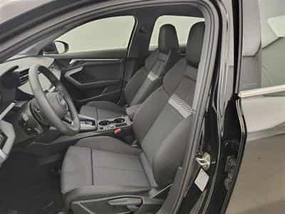 Audi A3 A3 30 TFSI Advanced S tronic Navi / Led / PDC av+ar (2025) - Photo 7