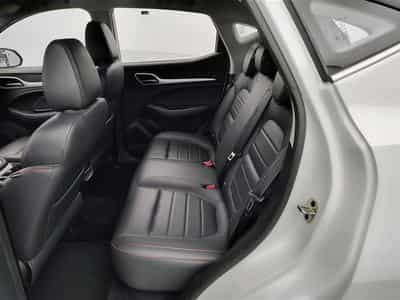 MG ZS 1.0 T-GDi 110cv AUTO Luxury NAVI / FULL LED / CUIR / CAMERA (2024) - Photo 13