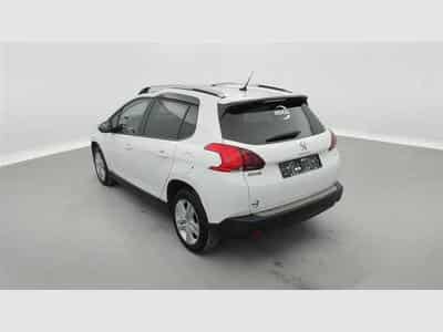 Peugeot 2008 1.2 PureTech 110Cv AUTO Style (2019) - Photo 2