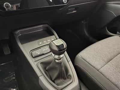 Kia Stonic 1.0 T-GDi 100cv Gold NAVI / CAMERA / CARPLAY (2026) - Photo 12