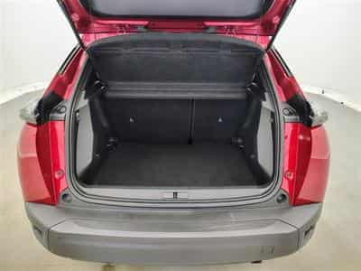 Peugeot 2008 1.2 PureTech 100cv Allure CARPLAY / FULL LED / PDC AV+AR (2024) - Photo 14