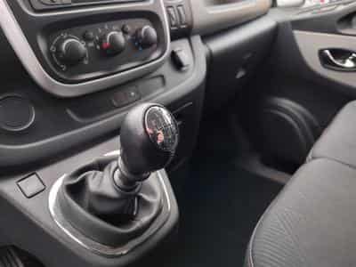 Renault Trafic 1.6 dCi 125cv L1H2 CLIM / BLUETOOTH / PDC AR (2019) - Foto 12