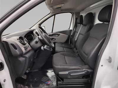Renault Trafic 1.6 dCi 125cv L1H2 CLIM / BLUETOOTH / PDC AR (2019) - Foto 7
