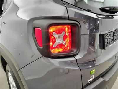 Jeep Renegade 1.5 T4 MHEV Longitude DCT (EU6.4) /PDC/Caméra/CarPlay (2023) - Foto 15
