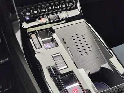 Citroen C5 Aircross 1.2 Hybrid 145cv E-DCS6 Plus NAVI / FULL LED / CAMERA / JA19 (2026) - Foto 12