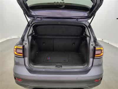 VW T-Cross 1.0 TSI 110cv DSG Life CARPLAY / CAMERA / JA (2023) - Foto 14
