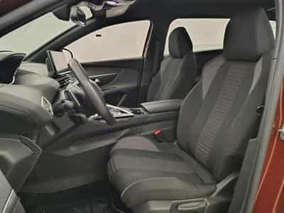 Peugeot 5008 1.2 PureTech EAT8 Active Pack 7Pl NAVI / FULL LED (2023) - Photo 6