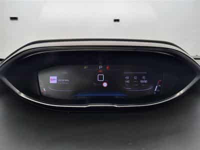 Peugeot 5008 1.2 PureTech EAT8 Active Pack 7Pl NAVI / FULL LED (2023) - Photo 9