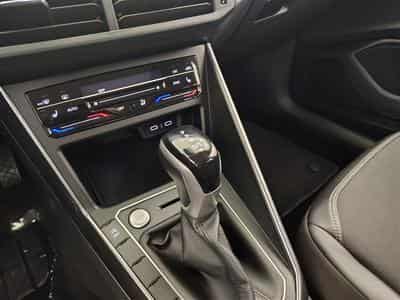 VW Taigo 1.0 TSI 110cv DSG Style CARPLAY / FULL LED / CUIR PARTIEL (2022) - Photo 12