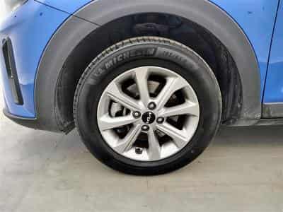 Kia Stonic 1.0 T-GDi 100cv Silver NAVI / FULL LED / CAMERA / JA 15" (2025) - Photo 6