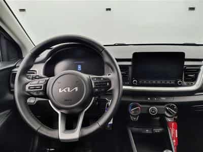 Kia Stonic 1.0 T-GDi 100cv Silver NAVI / FULL LED / CAMERA / JA 15" (2025) - Photo 9