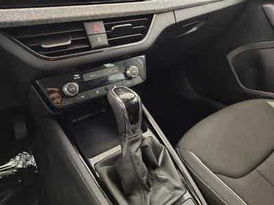 Skoda Kamiq 1.0 TSI 115cv DSG Clever CARPLAY / FULL LED / KEYLESS / CAM (2025) - Foto 12