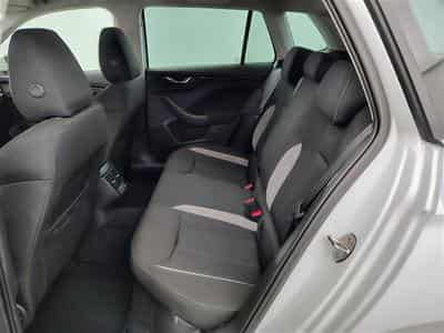 Skoda Kamiq 1.0 TSI 115cv DSG Clever CARPLAY / FULL LED / KEYLESS / CAM (2025) - Foto 13