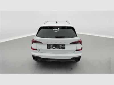 Skoda Kamiq 1.0 TSI 115cv DSG Clever CARPLAY / FULL LED / KEYLESS / CAM (2025) - Foto 5
