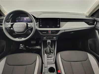 Skoda Kamiq 1.0 TSI 115cv DSG Clever CARPLAY / FULL LED / KEYLESS / CAM (2025) - Foto 8