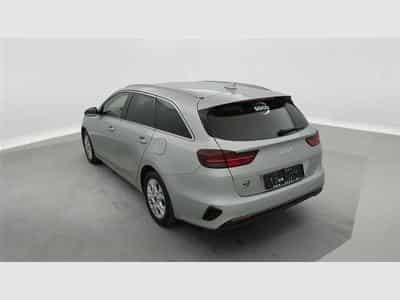 Kia Ceed Sw 1.0 T-GDi Gold NAVI / CAMERA / JA 16" (2023) - Foto 2