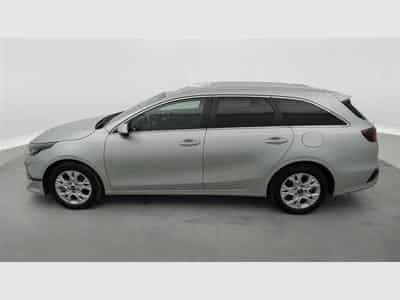 Kia Ceed Sw 1.0 T-GDi Gold NAVI / CAMERA / JA 16" (2023) - Foto 3