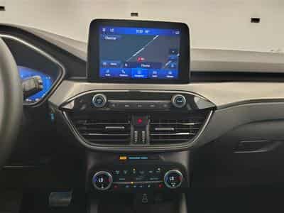 Ford Kuga 1.5 TDCi 120Cv Powershift Titanium NAVI / FULL LED (2023) - Foto 11