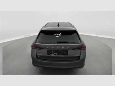 Skoda Octavia 1.5 e-TSi 150cv DSG Selection CARPLAY / FULL LED / CAMERA (2026) - Foto 5
