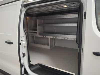 Peugeot Expert 2.0 BlueHDi EAT8 L2 NAVI CLIM / TEL / PDC AV-AR (2023) - Foto 14