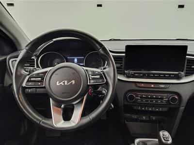 Kia Ceed Sw 1.0 T-GDi Gold NAVI / CAMERA / JA 16" (2023) - Photo 9