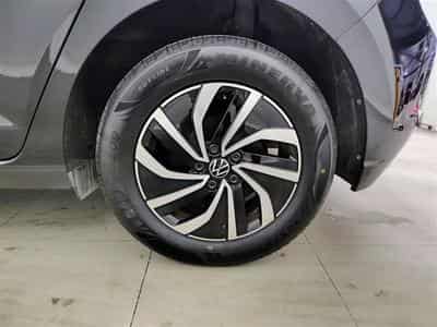 VW Polo 1.0 TSI 95Cv DSG Urban CARPLAY / CAMERA / PDC / ALU (2024) - Foto 6