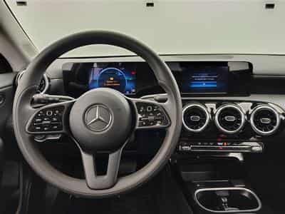 Mercedes CLA 180 Shooting Break AT7 NAVI / S-CUIR / PDC AV-AR (2023) - Foto 9