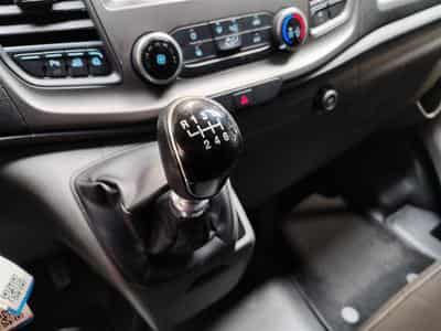 Ford Transit 2.0 TDCi L1H1 3PL CLIM / PDC AV-AR (2022) - Foto 12